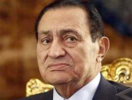 Mısır Hüsnü Mübarek'i siliyor