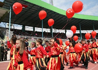 Konya'da 23 Nisan coşkusu