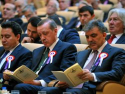 Gül ve Erdoğan'ın uykuyla savaşı