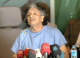 Bedri Baykam taburcu oldu