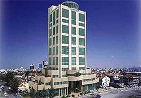 O bina otel olacak!
