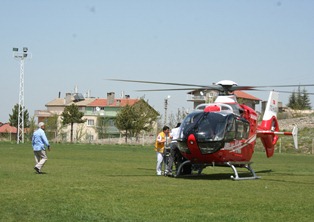 Bebeğin imdadına hava ambulansı yetişti