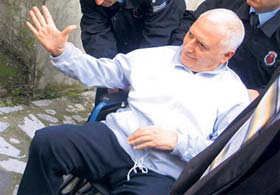 CHP'den aday oldu ŞİFA(!) buldu