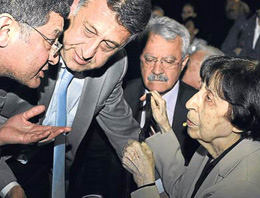 Rahşan Ecevit'i şoke eden protesto