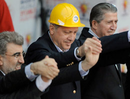Başbakan Erdoğan gaf üstüne gaf yaptı
