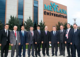 Mevlana Üniversitesi'ne hayran kaldı