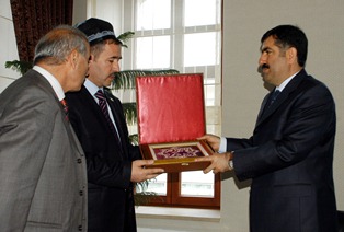 Tacik heyet Konya'da