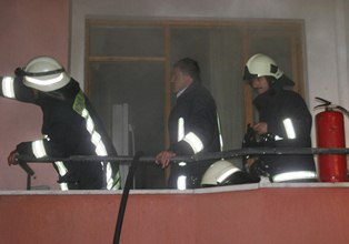 Kazan dairesindeki yangın daireye sıçradı