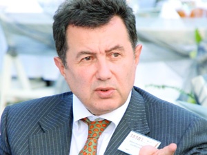 Karamehmet: yurt dışına çıkamıyorum