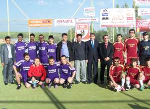 Beyşehir'de halı saha futbol turnuvası başladı