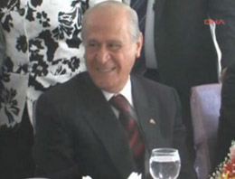 Bahçeli kahkahalara boğuldu VİDEO