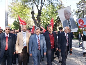 SP'den "Sevgi Yürüyüşü"