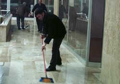 Vakıflar İşhanı’nı su bastı