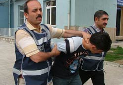 Hırsızlara suçüstü
