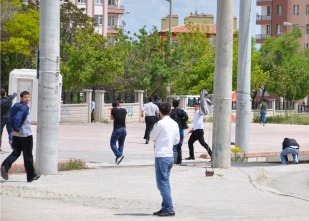 Bosna Hersek'i polis kuşattı
