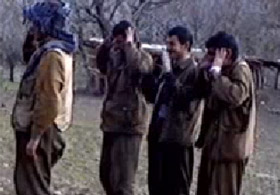 Teröristler namazla dalga geçiyor VİDEO