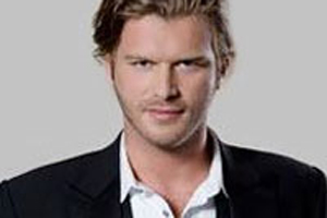 Ünlüleri bakım peşinde