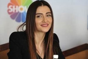 Özge Ulusoy'a teklif yağıyor