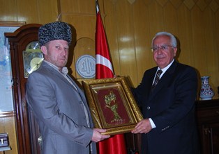 "Türkiye'yi ağabey olarak görüyoruz"