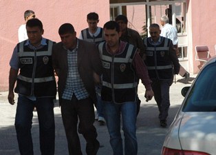 Hırsızlar, hırsızlıkla suçlayıp öldürdüler