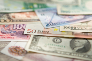 Dolardan günün ilk rakamları
