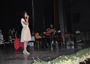 Şiir şöleni büyüledi