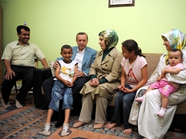 Küçük Mehmet, Başbakan'ı misafir etti