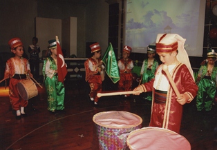 Çocukların okuma bayramı mutluluğu