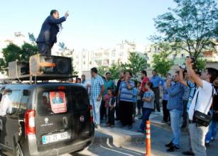 Bağımsız adaydan 10 kişilik miting