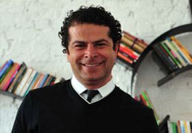 Cüneyt Özdemir CNN Türk'ü topa tuttu