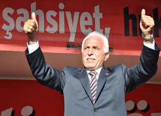 SP, Kamalak'ı istifa davet etti