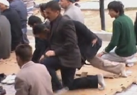 BDP'liler cuma namazı ile dalga geçtiler  VİDEO