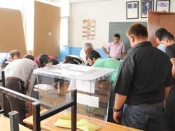 Oyunu kullanıp öldü