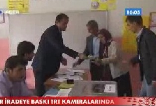 Seçmene baskı an be an görüntülendi
