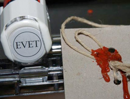 Halkın yüzde 50'sini aptal ilan etti !