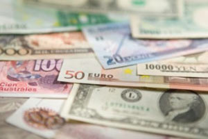 Dolardan günün ilk rakamları