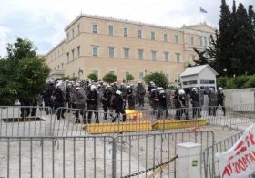 Yunanlılar artık isyan ediyor