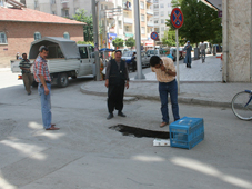 Ereğli’de yollar çöküyor!