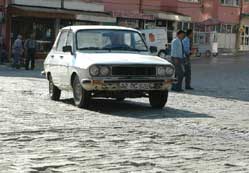 Bozkır’da yollar tarlaya döndü