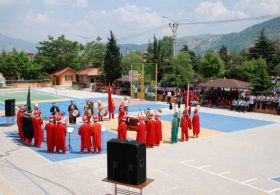 Almanya'da Miniklerden Mehter Gösterisi