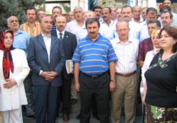 AKP'li vekiller vatandaşla buluştu