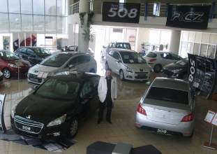 Uyararslan Peugeot'da güneşli günler