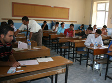 Polis adayları ter döktü