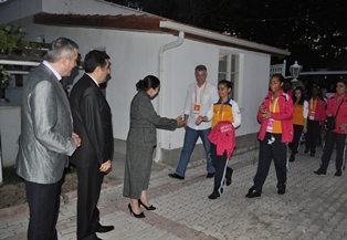"Kardeşliği ve paylaşmayı öğreniyoruz"