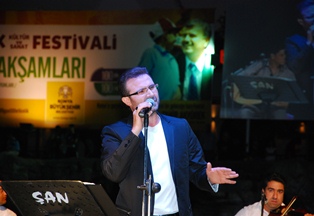 Bedirhan Gökçe'den farklı bir gece..