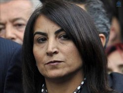 Aysel Tuğluk'a kritik Öcalan sorusu