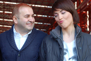 Cahit Berkay açtı ağzını yumdu gözünü