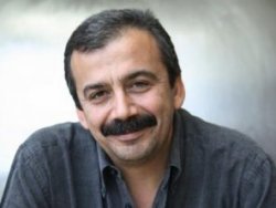 Sırrı Süreyya'dan Radikal yemin yazısı