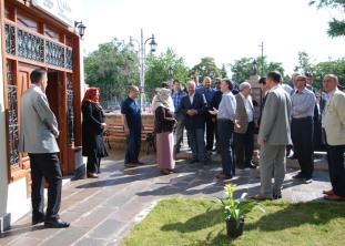 Bu merkez aileye dost