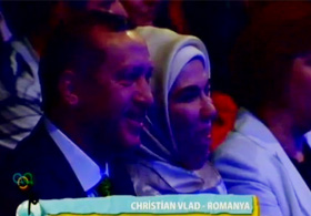 Erdoğan'a kahkaha attıran öğrenci